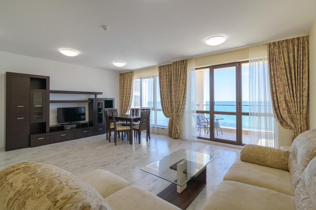 Cabacum Plaza Beach Apartments - High-Speed Wifi Aranyhomok Kültér fotó