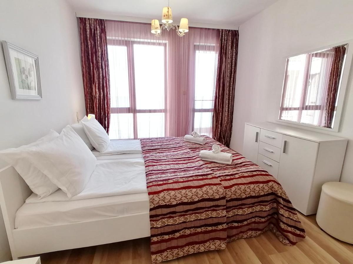 Cabacum Plaza Beach Apartments - High-Speed Wifi Aranyhomok Kültér fotó